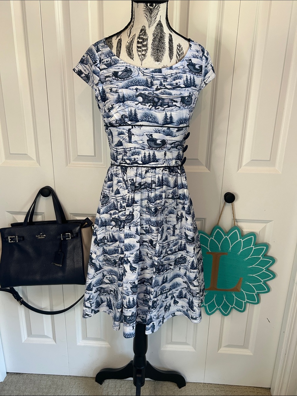 ✨NWT Retrolicious Vintage Inspired Winter Toile Sleigh Scene Dress - Size XS